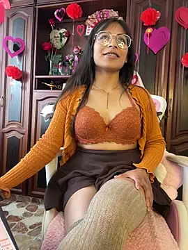 Snapshot of Jade_Zephyra chatting on February 18, 8:38 pm Jade Zephyra online show from February 18, 8:38 pm