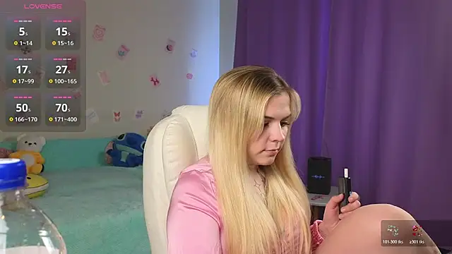 Kate Legend online show from April 8, 3:28 am