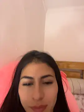 emilie xx  online show from May 25, 4:51 am