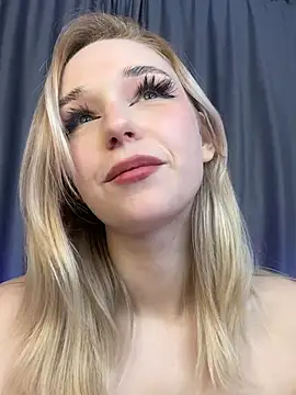 Eva Millss online show from February 7, 7:59 pm