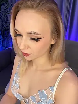 Eva Millss online show from February 8, 5:08 pm