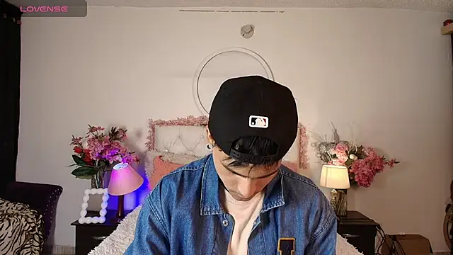 Snapshot of christianwang chatting on July 7, 11:20 pm christianwang online show from July 7, 11:20 pm