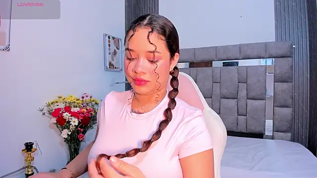 zulyjones online show from November 20, 12:49 pm