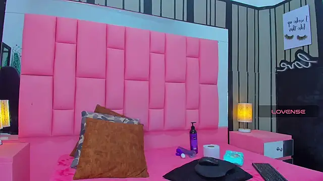 Brithanyslim online show from January 31, 7:51 pm