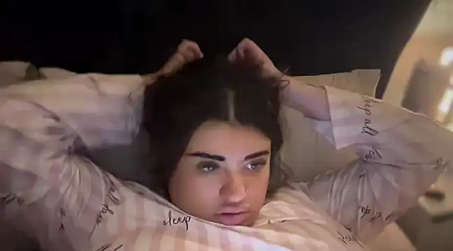 curvybabesx1 online show from March 22, 6:11 am