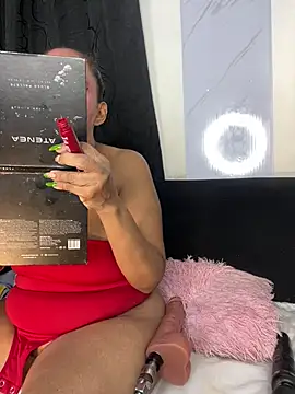 chiquimaturesexy online show from March 22, 5:49 pm