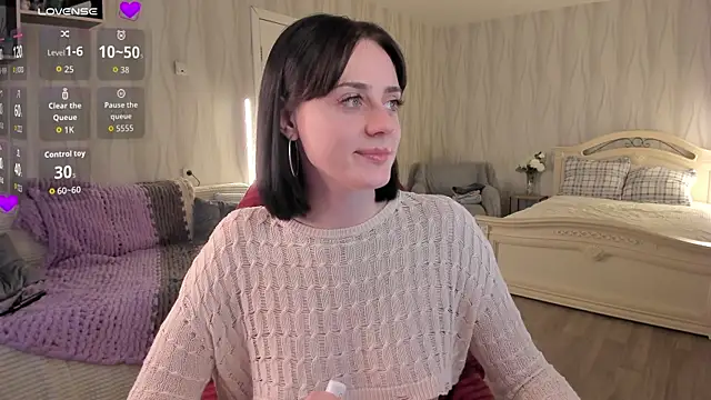 Snapshot of Emmi_Flowers chatting on April 13, 11:59 am Emmi Flowers online show from April 13, 11:59 am