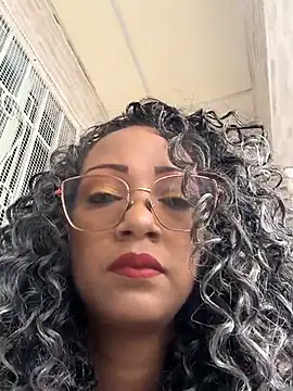 Amaliu  online show from February 17, 2:59 pm