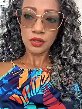 Amaliu  online show from March 13, 3:50 pm