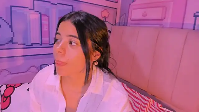 Snapshot of _18alice chatting on February 6, 1:27 am 18alice online show from February 6, 1:27 am