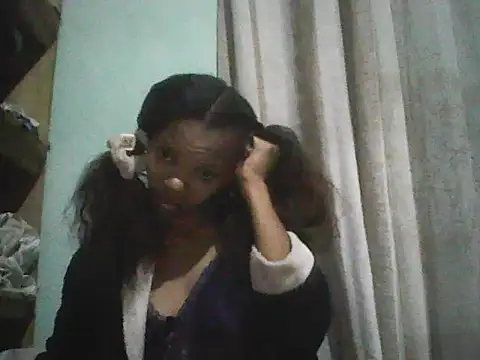 Snapshot of Antsoalie chatting on September 18, 6:26 am Antsoalie online show from September 18, 6:26 am