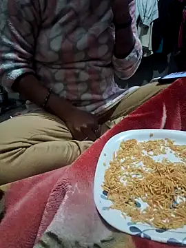 Snapshot of sxy_life chatting on December 25, 3:18 am sxy life online show from December 25, 3:18 am