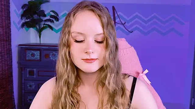 VivienLeeigh online show from October 22, 4:40 pm