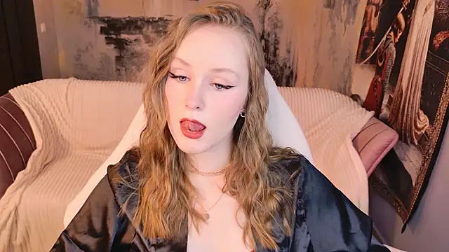 VivienLeeigh online show from April 11, 7:13 am