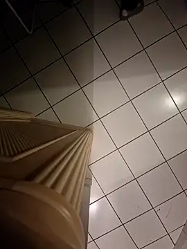 Snapshot of Cindy22 chatting on February 10, 10:19 pm Cindy22 online show from February 10, 10:19 pm