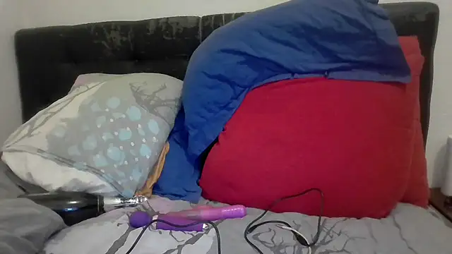 Snapshot of Cindy22 chatting on March 3, 10:31 pm Cindy22 online show from March 3, 10:31 pm