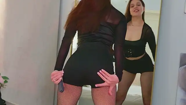 RihannaRose online show from April 13, 4:45 pm