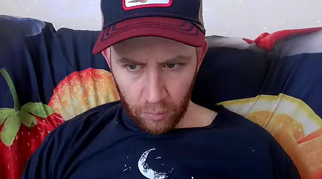 Snapshot of Tall_REC chatting on December 3, 10:28 am Tall REC online show from December 3, 10:28 am