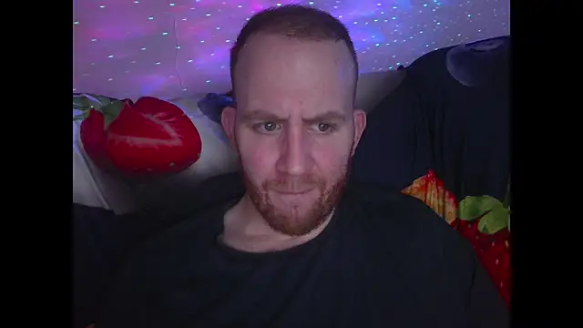 Snapshot of Tall_REC chatting on December 10, 12:17 am Tall REC online show from December 10, 12:17 am