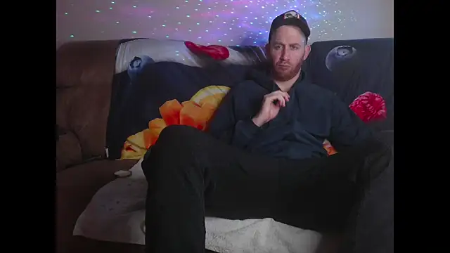 Snapshot of Tall_REC chatting on December 10, 10:47 pm Tall REC online show from December 10, 10:47 pm