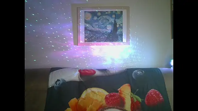 Snapshot of Tall_REC chatting on December 11, 11:43 pm Tall REC online show from December 11, 11:43 pm