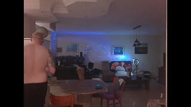 Snapshot of Tall_REC chatting on December 14, 3:58 pm Tall REC online show from December 14, 3:58 pm