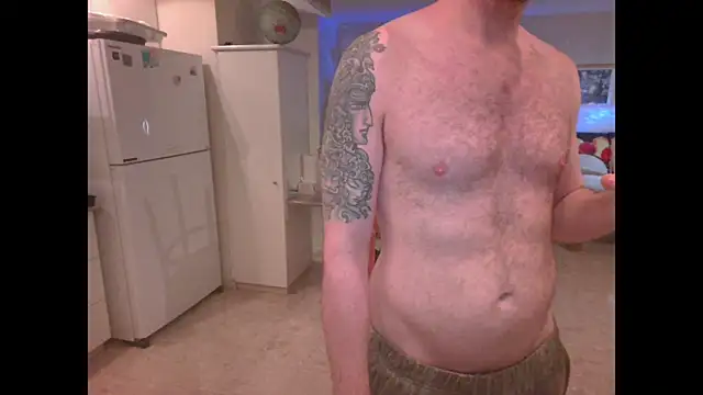 Snapshot of Tall_REC chatting on December 18, 4:49 pm Tall REC online show from December 18, 4:49 pm