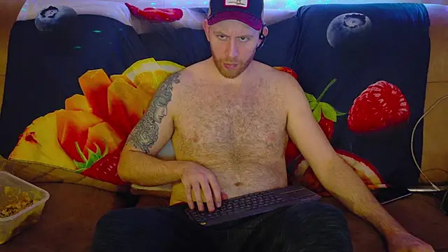 Snapshot of Tall_REC chatting on December 24, 6:39 pm Tall REC online show from December 24, 6:39 pm