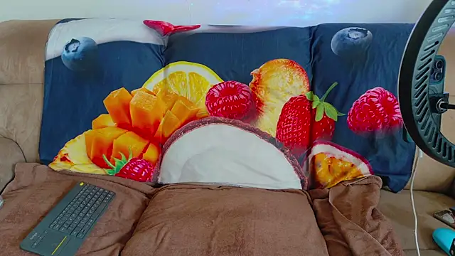 Snapshot of Tall_REC chatting on January 4, 1:10 pm Tall REC online show from January 4, 1:10 pm