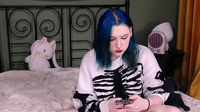 Snapshot of BlackyTea chatting on January 14, 11:42 am BlackyTea online show from January 14, 11:42 am
