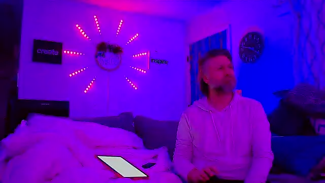 onlym4m online show from February 16, 8:55 pm