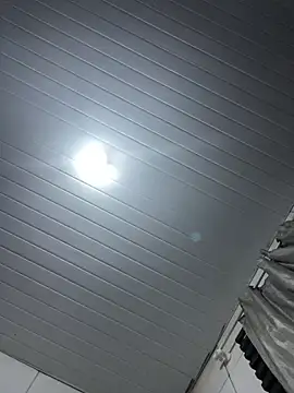 luara1988 online show from September 22, 12:45 am