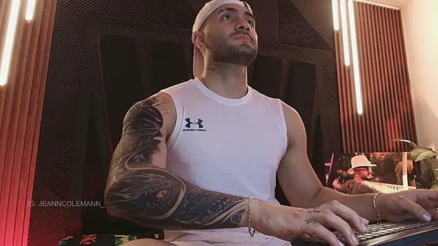 JeanColleman online show from February 24, 11:25 pm