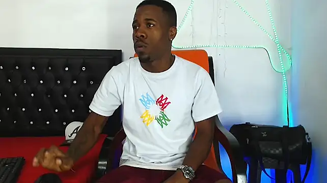 Snapshot of Damian_hart_24CM chatting on September 10, 10:26 am Damian hart 24CM online show from September 10, 10:26 am