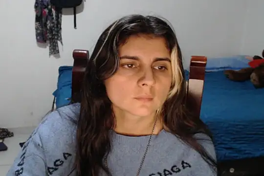 Snapshot of samanta_rosas1 chatting on December 18, 4:42 am samanta rosas1 online show from December 18, 4:42 am