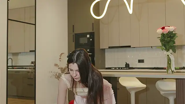 whisper of love online show from February 14, 2:19 am