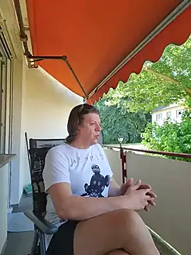 Snapshot of Peternylon1978 chatting on July 15, 9:47 am Peternylon1978 online show from July 15, 9:47 am