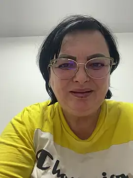Snapshot of Amandamuller1982 chatting on February 4, 8:59 pm Amandamuller1982 online show from February 4, 8:59 pm