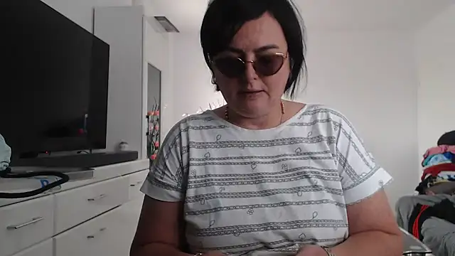 Snapshot of Amandamuller1982 chatting on October 5, 10:02 am Amandamuller1982 online show from October 5, 10:02 am