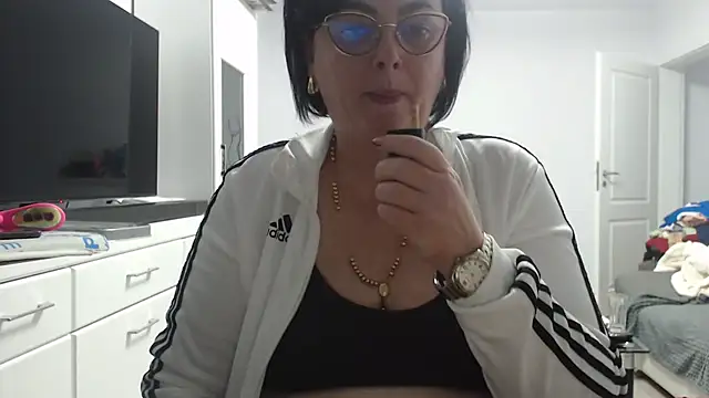 Amandamuller1982 online show from November 13, 12:53 am