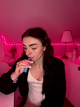 Snapshot of AdelinaAlia chatting on September 23, 8:12 pm AdelinaAlia online show from September 23, 8:12 pm