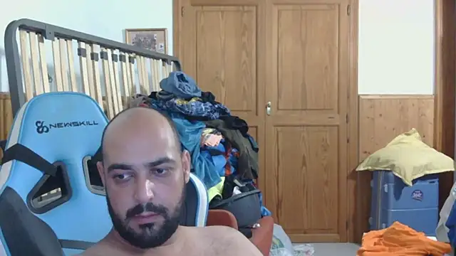 chicomallorca96 online show from July 13, 2:53 pm