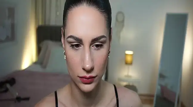Snapshot of ZoeeZolton chatting on March 20, 7:46 pm ZoeeZolton online show from March 20, 7:46 pm