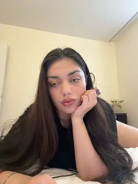 Snapshot of Sweet_Khalifa_ chatting on December 15, 12:17 pm Sweet Khalifa  online show from December 15, 12:17 pm