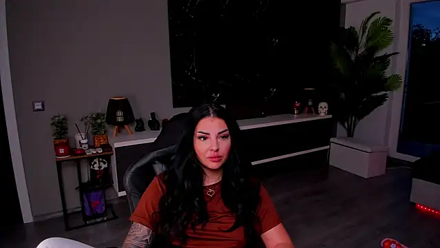 Snapshot of anemarieejolie chatting on May 10, 5:40 pm anemarieejolie online show from May 10, 5:40 pm