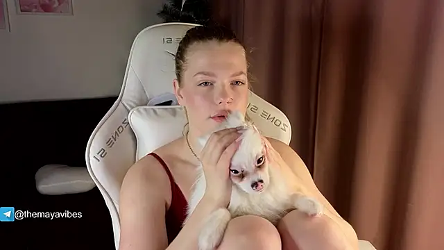 Maya Rave online show from January 12, 3:34 am