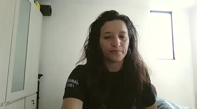 Snapshot of hanamy_joha chatting on December 5, 6:44 pm hanamy joha online show from December 5, 6:44 pm