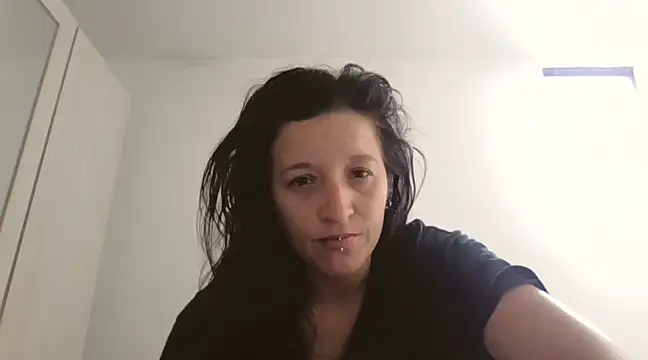 Snapshot of hanamy_joha chatting on March 13, 6:45 pm hanamy joha online show from March 13, 6:45 pm