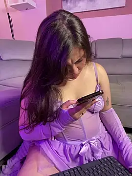 Snapshot of PoliBenett_ chatting on February 4, 9:31 pm PoliBenett  online show from February 4, 9:31 pm