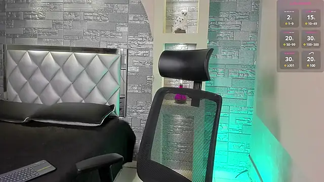 Aron Bolt online show from March 19, 4:36 am